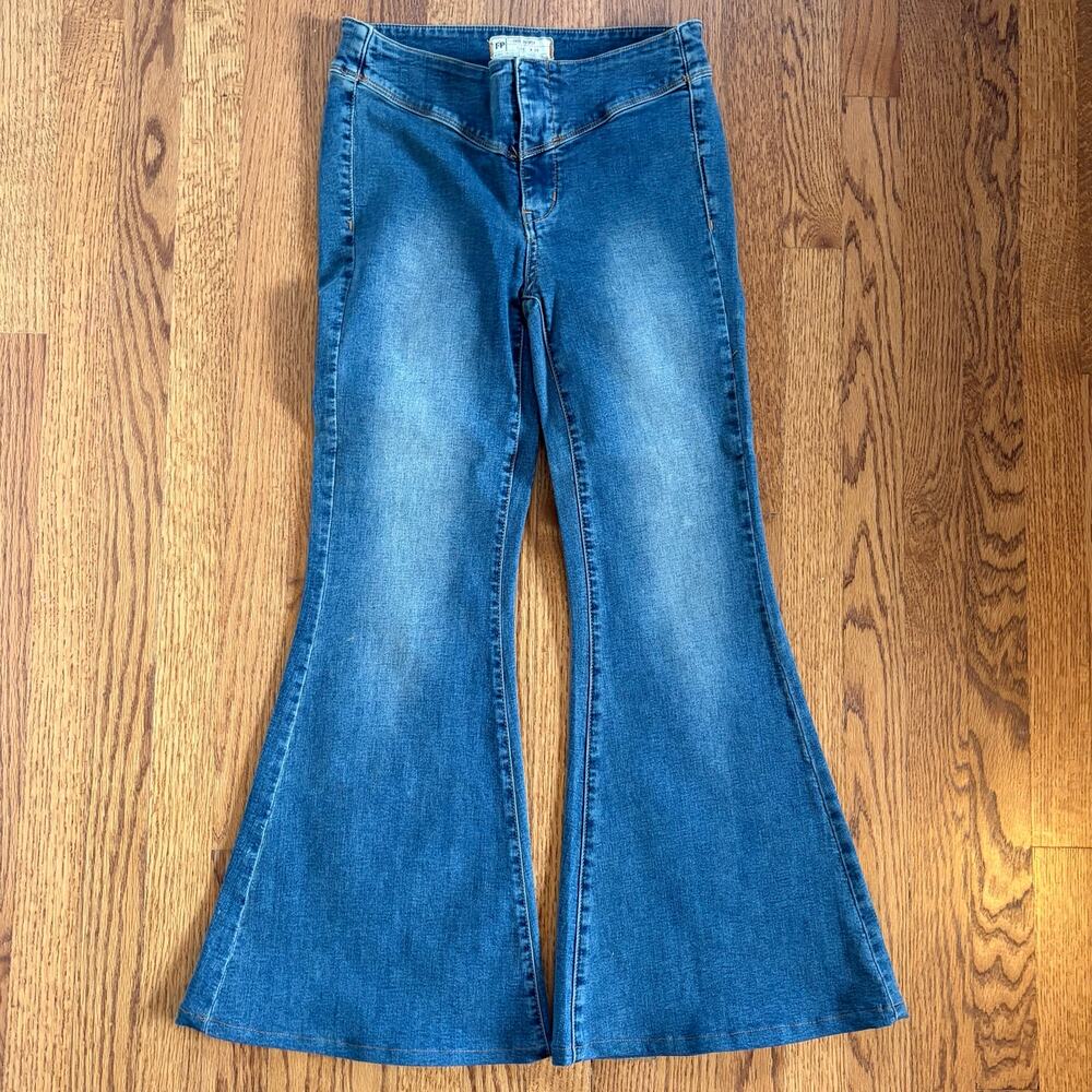 We the Free Flare Jeans - size 28